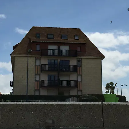 Tres Belle Vue En Front De Mer Apartment